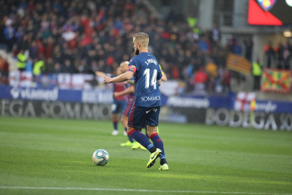 Todas las fotos del derbi Huesca-Zaragoza