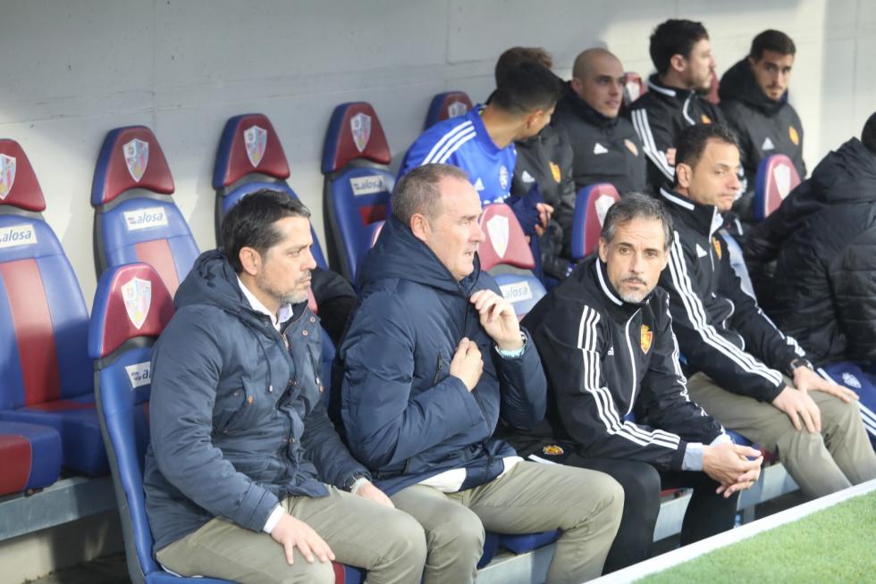 Todas las fotos del derbi Huesca-Zaragoza