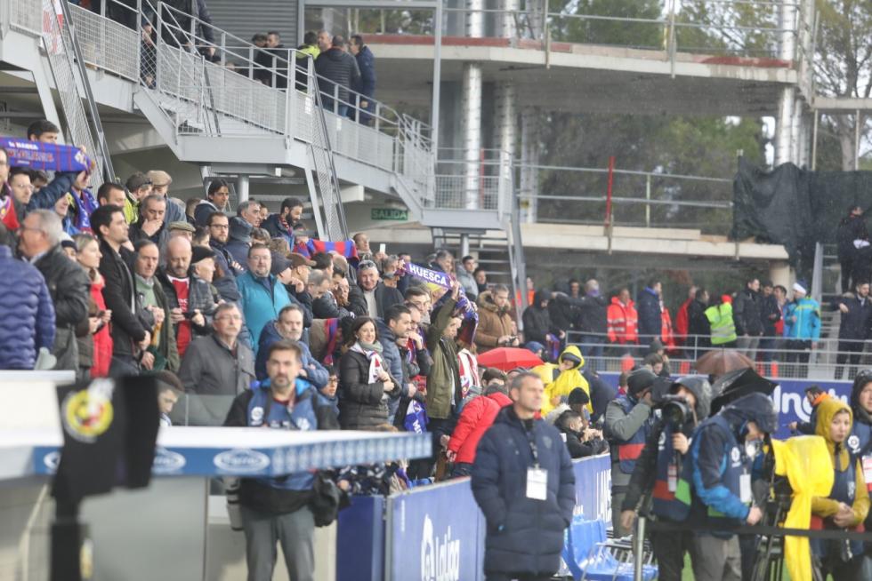Todas las fotos del derbi Huesca-Zaragoza