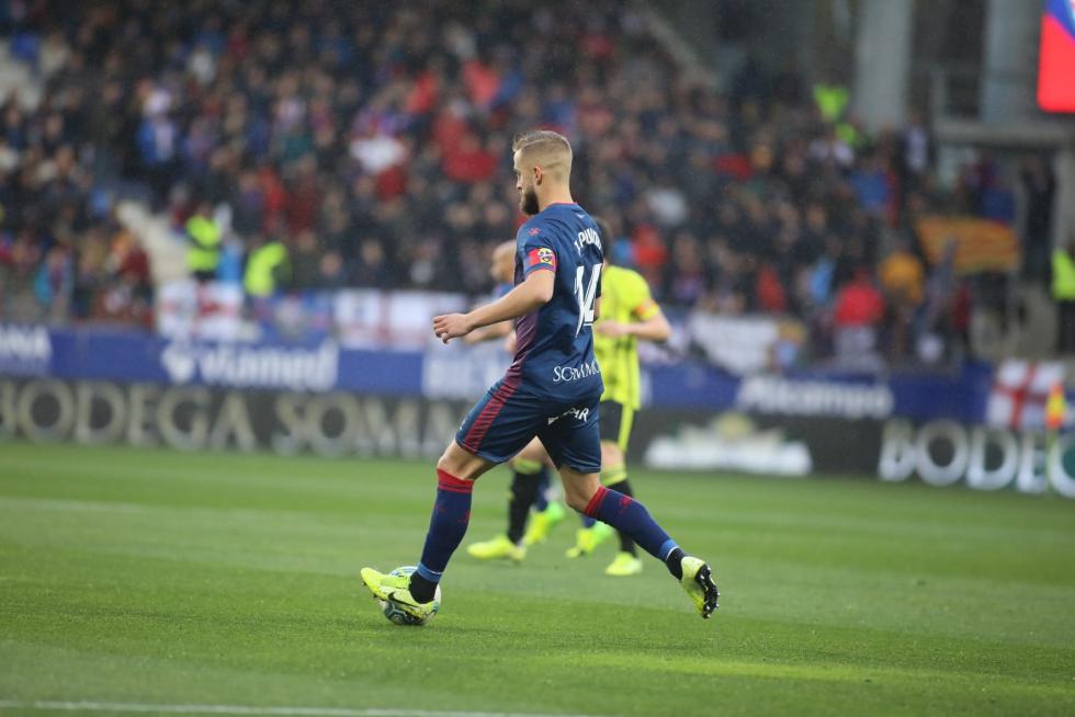 Todas las fotos del derbi Huesca-Zaragoza