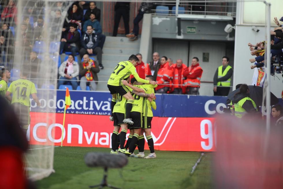 Todas las fotos del derbi Huesca-Zaragoza