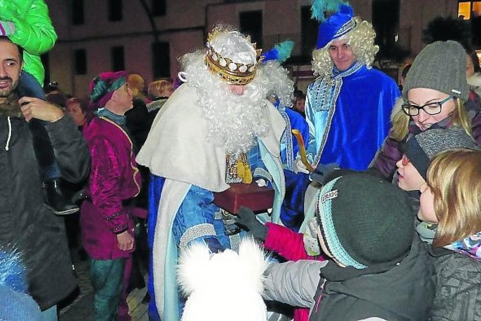 Los reyes magos visitan la provincia de Huesca