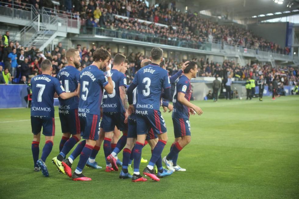 El Huesca recibe al Fuenlabrada en el Alcoraz