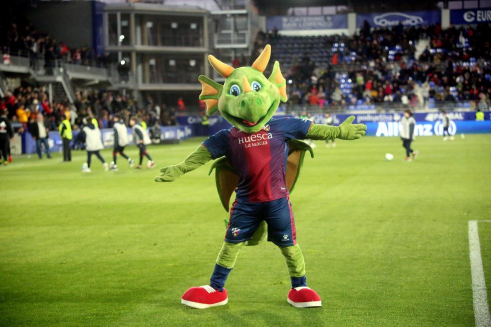 El Huesca recibe al Fuenlabrada en el Alcoraz