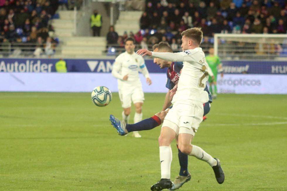 El Huesca recibe al Fuenlabrada en el Alcoraz