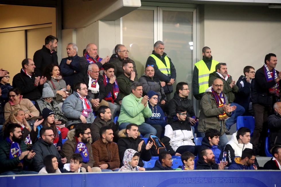 El Huesca recibe al Fuenlabrada en el Alcoraz