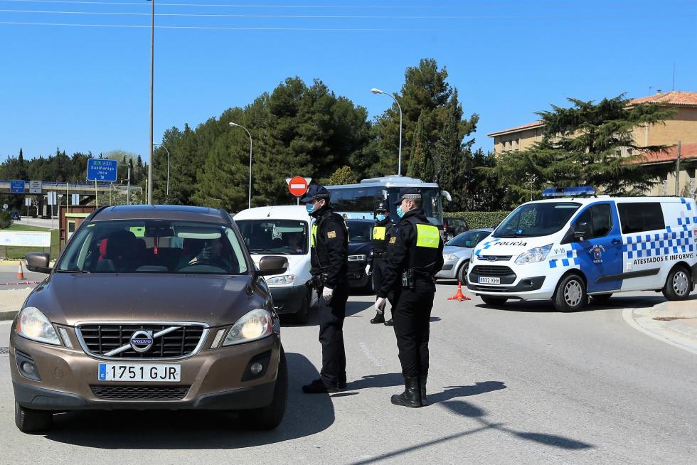 Las últimas horas del coronavirus en Huesca, foto a foto