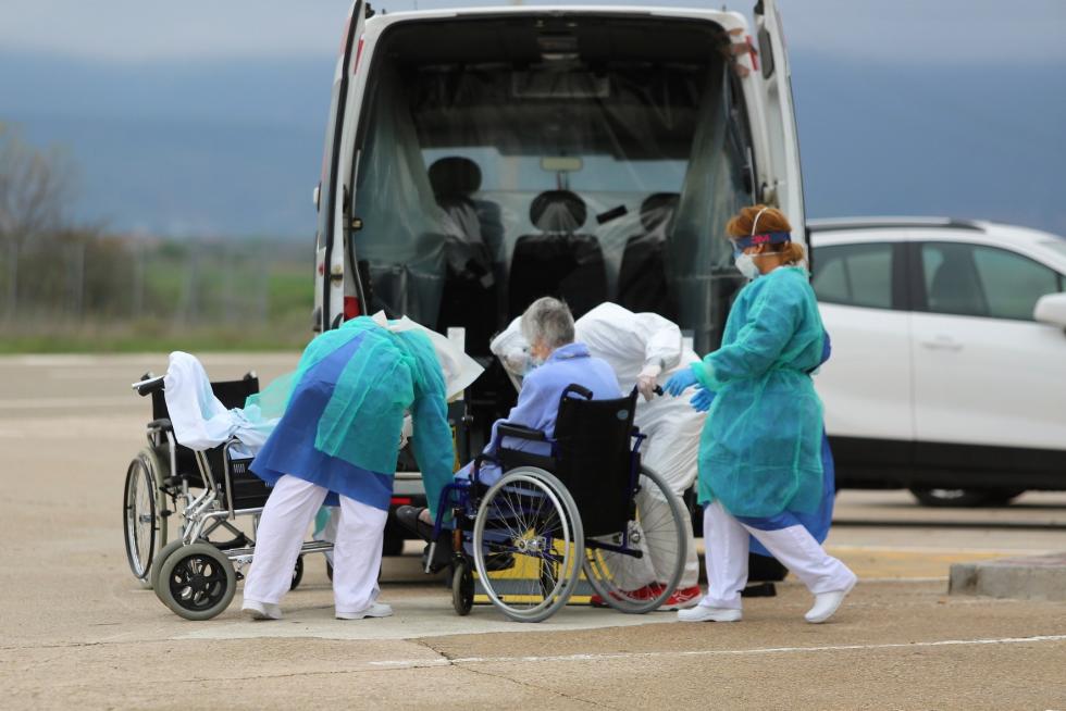 Las últimas horas del coronavirus en Huesca, foto a foto