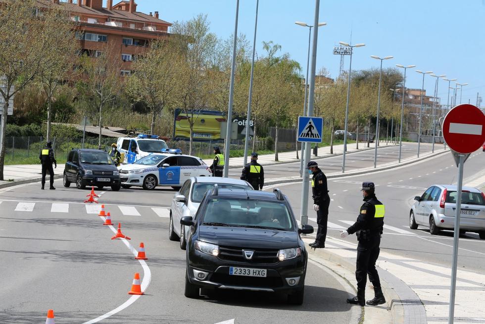 Viernes de epidemia de coronavirus en Huesca, foto a foto