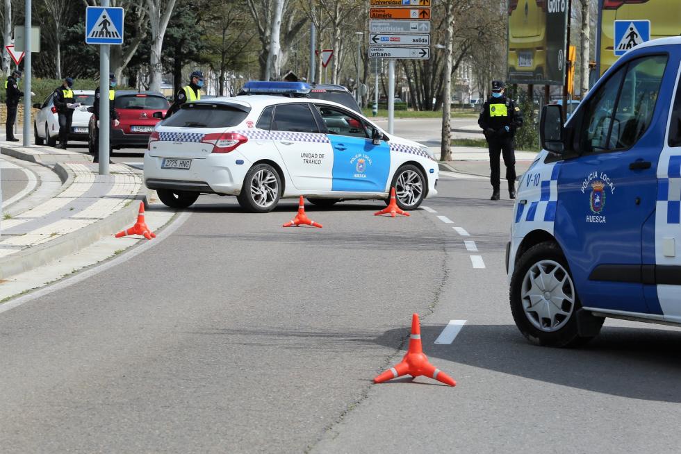 Viernes de epidemia de coronavirus en Huesca, foto a foto