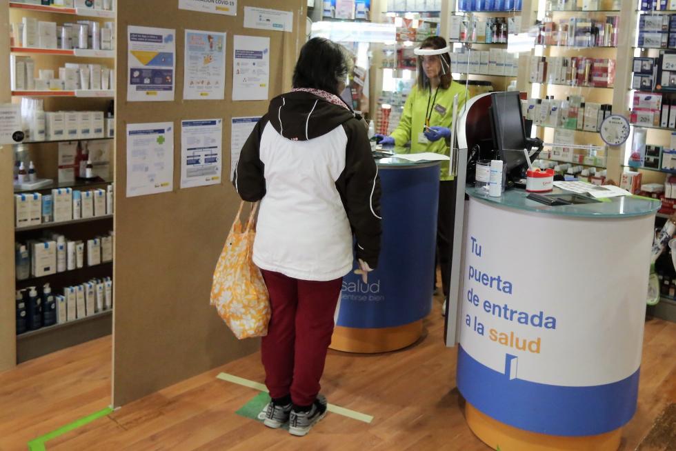 Viernes de epidemia de coronavirus en Huesca, foto a foto