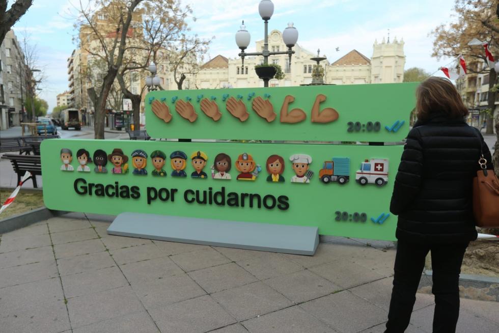 Wasaps gigantes de Julio Luzán