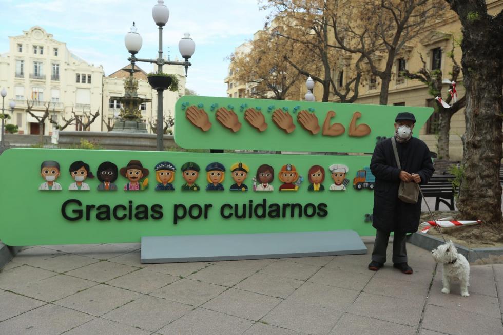 Wasaps gigantes de Julio Luzán