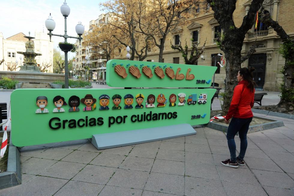Wasaps gigantes de Julio Luzán