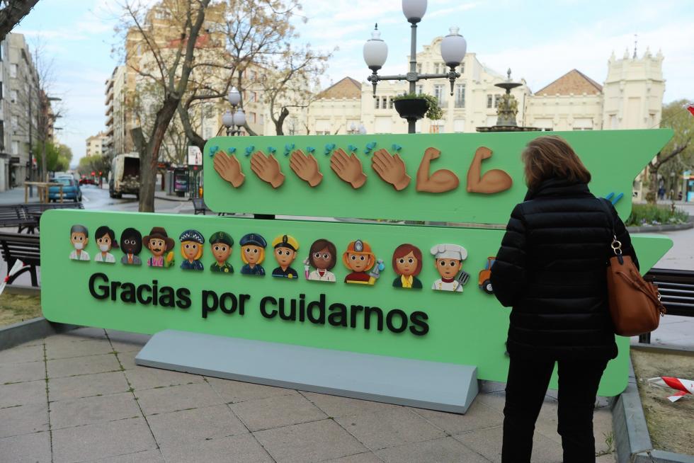 Wasaps gigantes de Julio Luzán