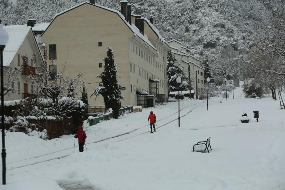 Nieve en la provincia de Huesca este martes, 8 de diciembre
