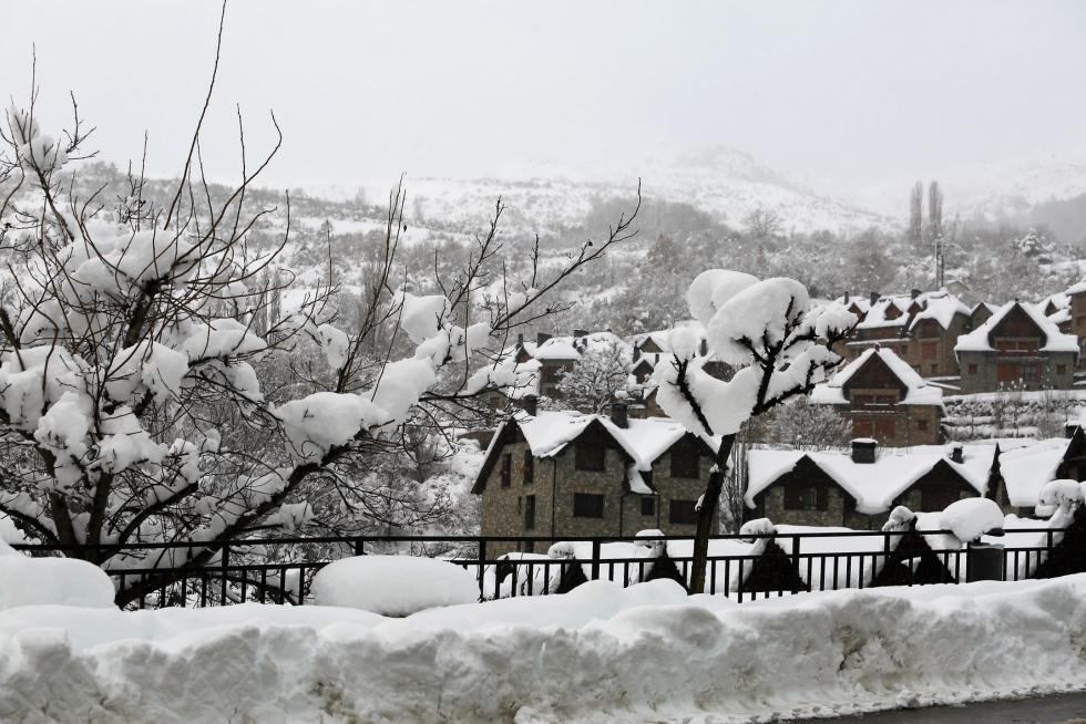 Nieve en la provincia de Huesca este martes, 8 de diciembre