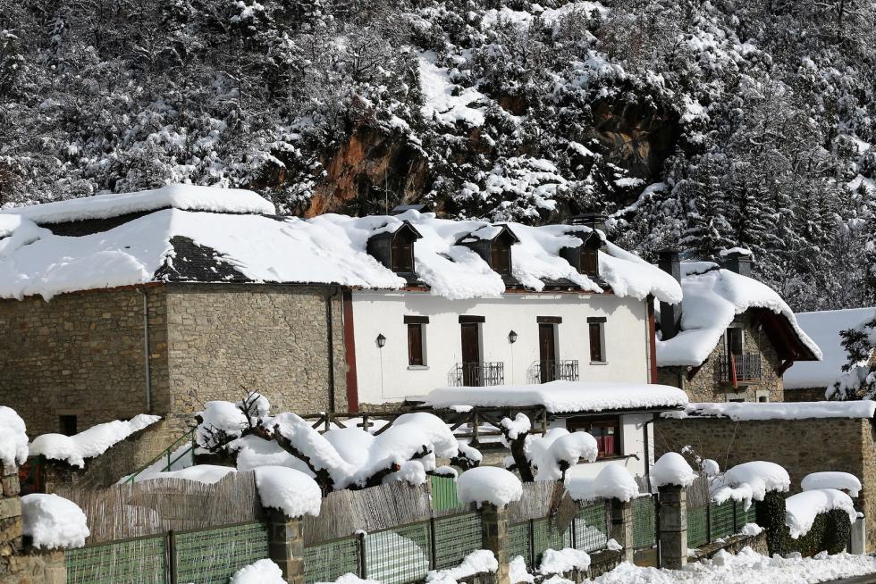 Nieve en la provincia de Huesca este martes, 8 de diciembre