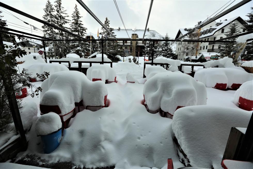 Nieve en la provincia de Huesca este martes, 8 de diciembre