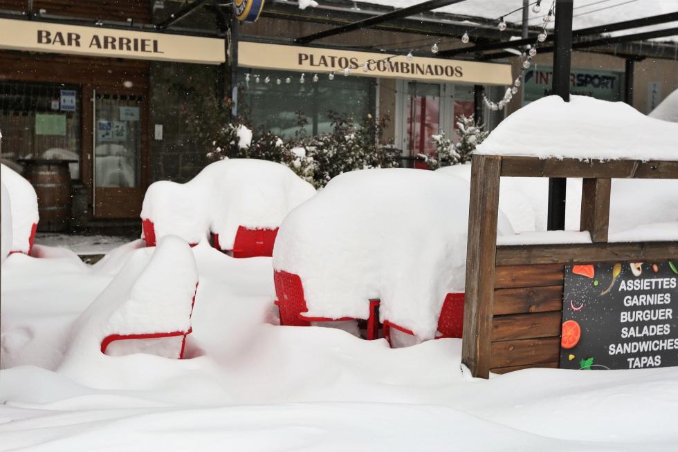 Nieve en la provincia de Huesca este martes, 8 de diciembre