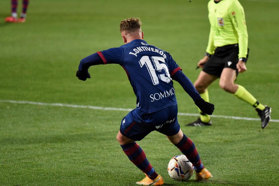 Partido Huesca-Alavés