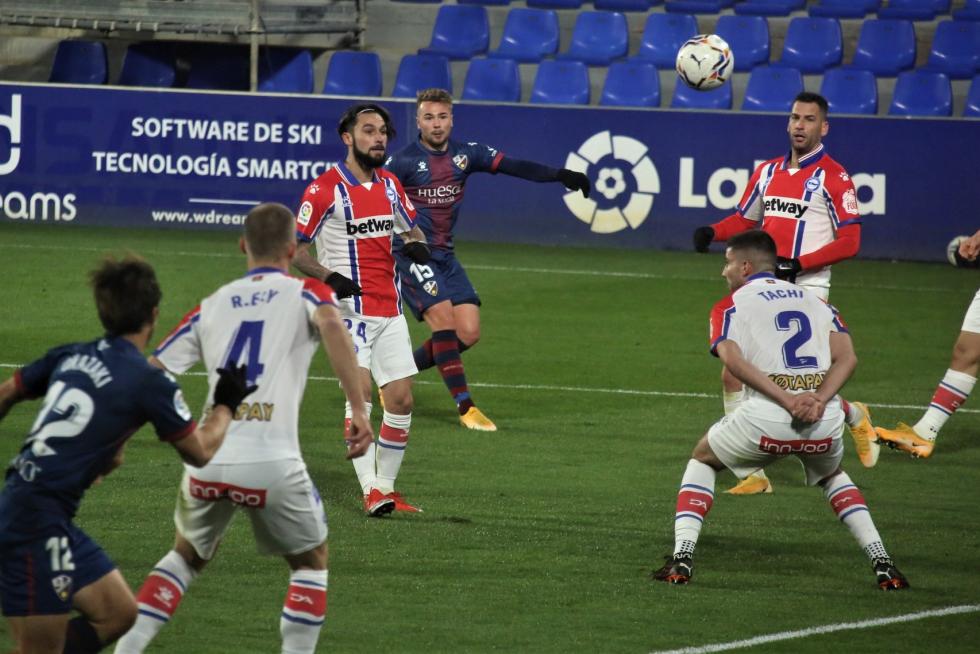 Partido Huesca-Alavés