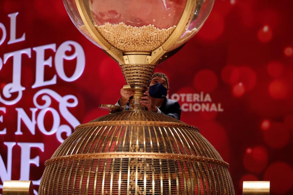 La ilusión del sorteo del Gordo de Navidad vuelve un año más