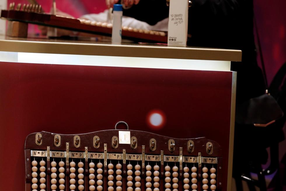 La ilusión del sorteo del Gordo de Navidad vuelve un año más