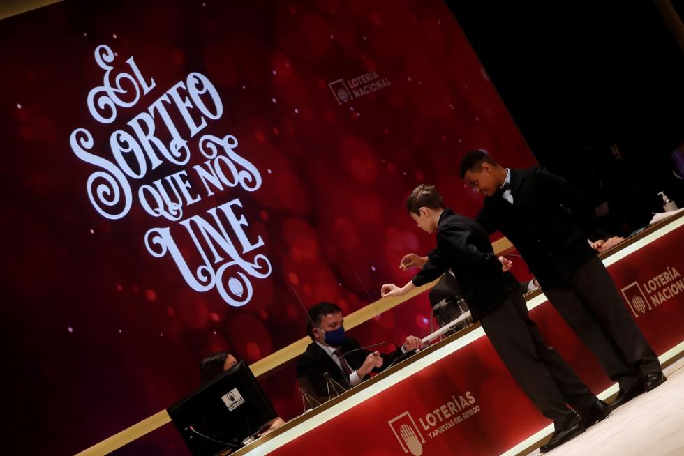 La ilusión del sorteo del Gordo de Navidad vuelve un año más