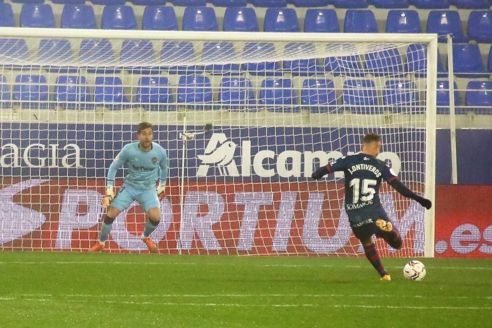 Partido Huesca-Levante