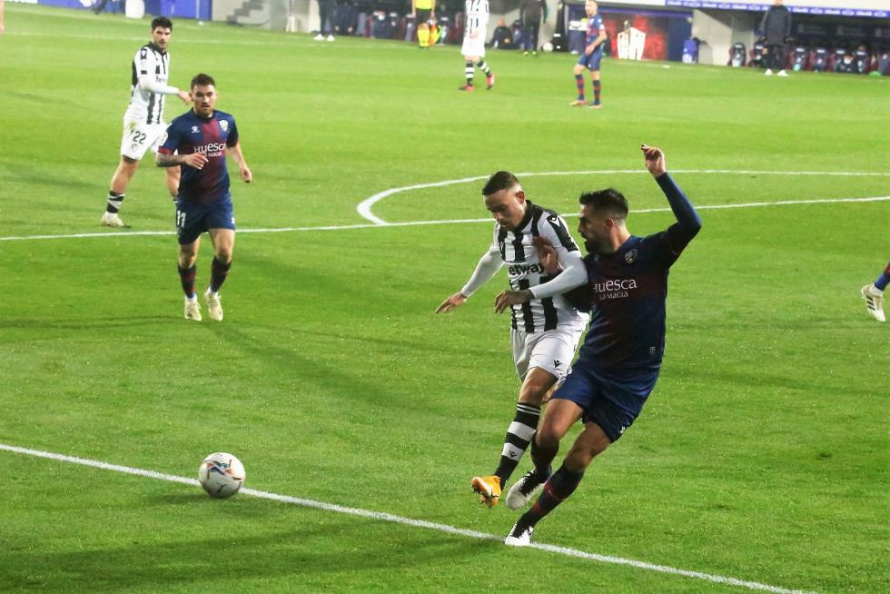 Partido Huesca-Levante