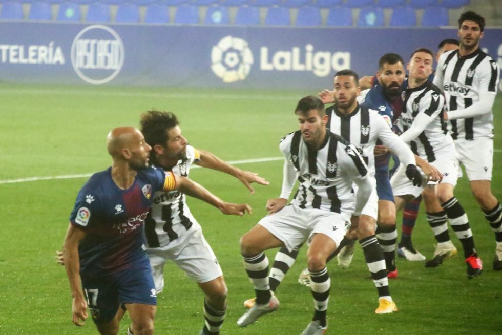 Partido Huesca-Levante
