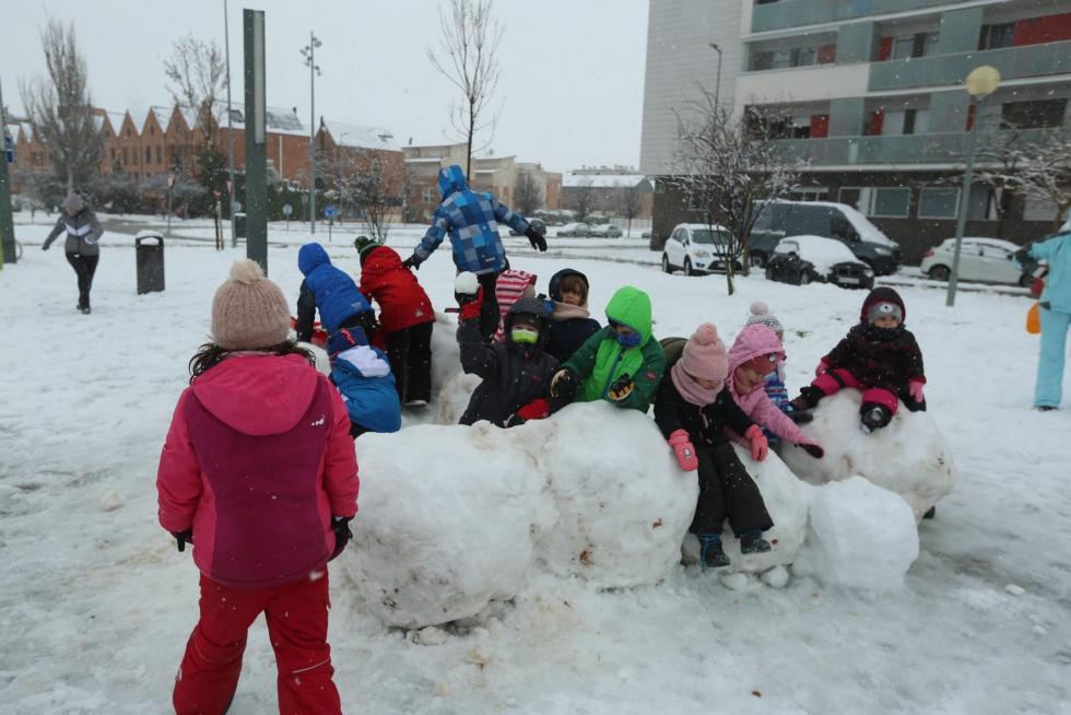 Segunda jornada con nieve por la presencia de Filomena en la provincia de Huesca