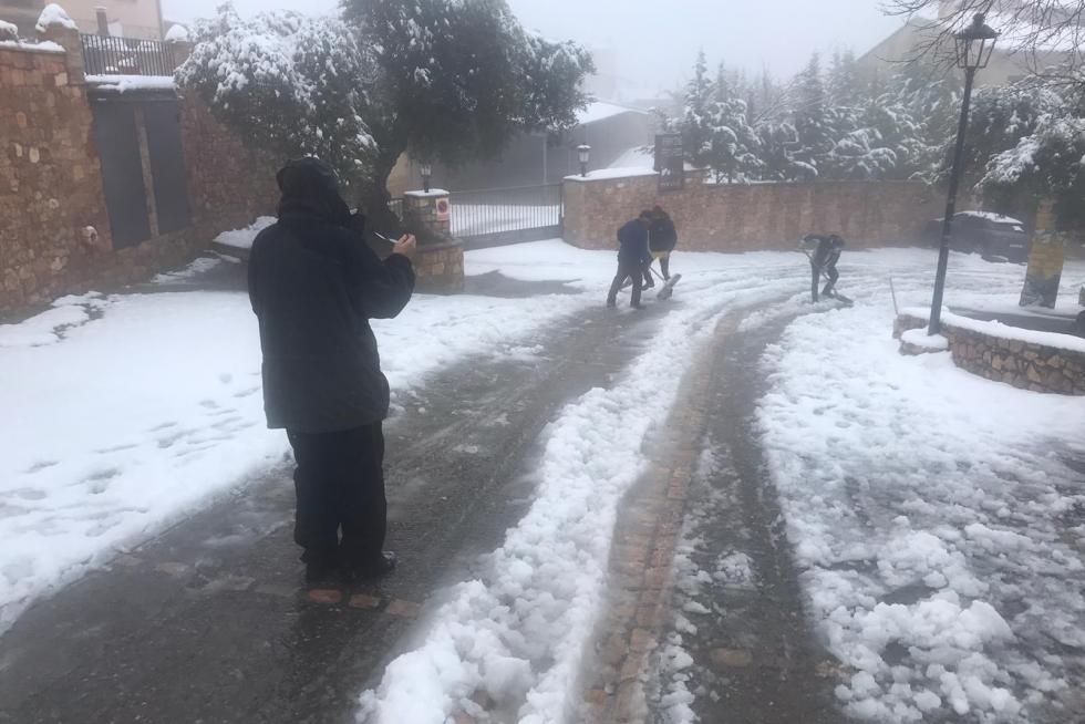 Segunda jornada con nieve por la presencia de Filomena en la provincia de Huesca