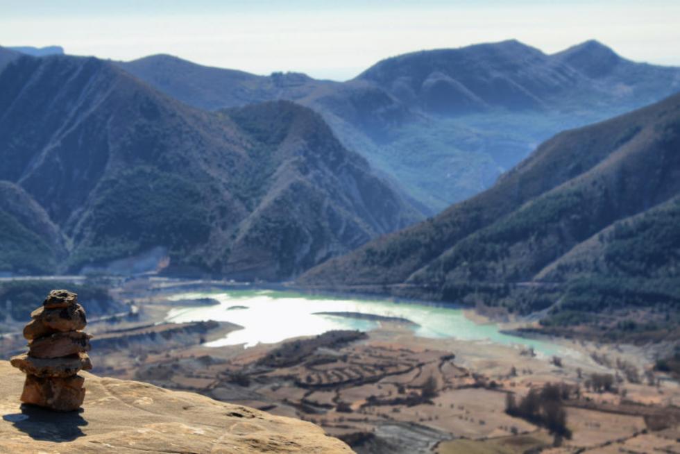 Con 12 retos, 12 cimas se busca dar a conocer la comarca La Hoya de Huesca.