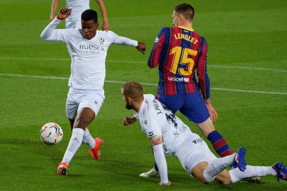Partido de liga en el Nou Camp