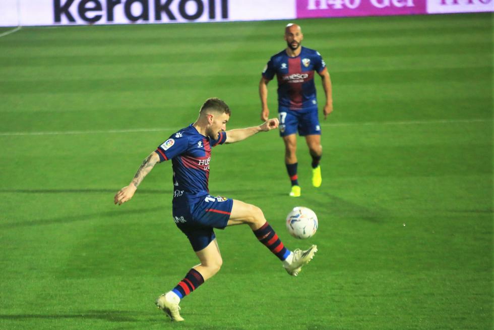 El partido Huesca-Osasuna, foto a foto.