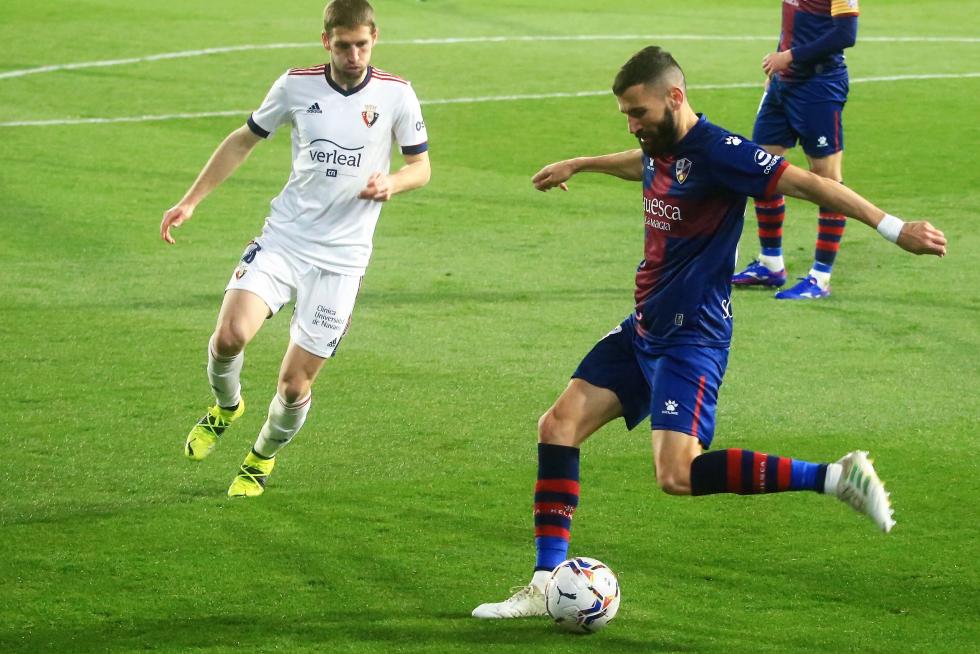 El partido Huesca-Osasuna, foto a foto.