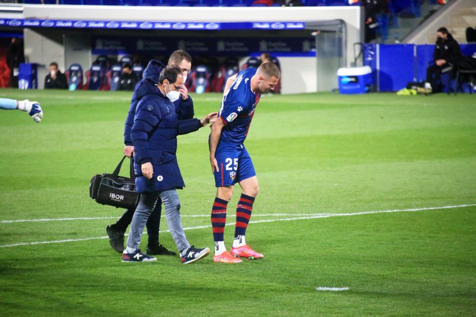 El partido Huesca-Osasuna, foto a foto.