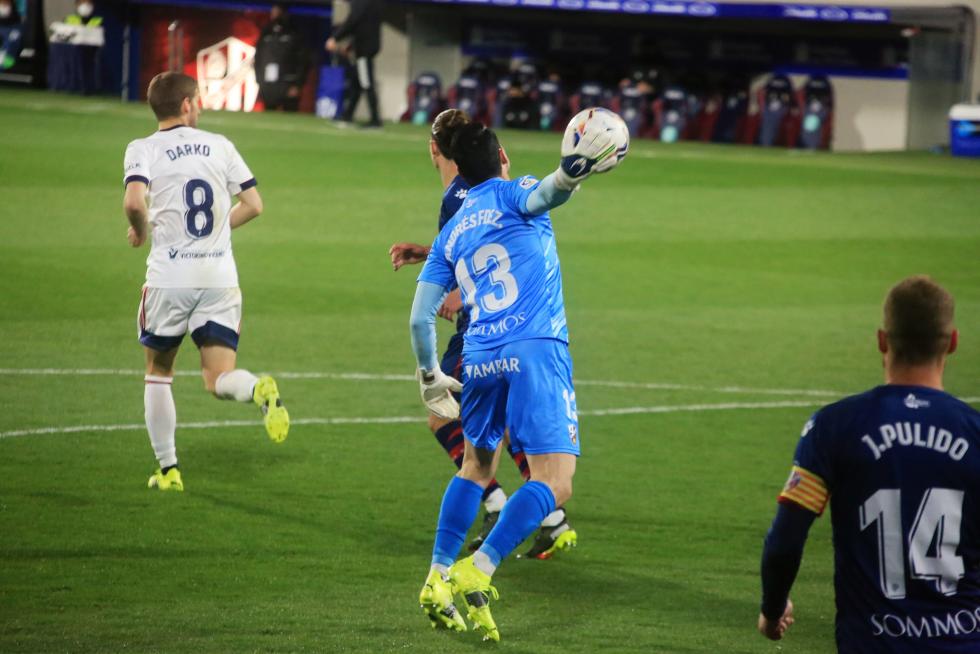 El partido Huesca-Osasuna, foto a foto.