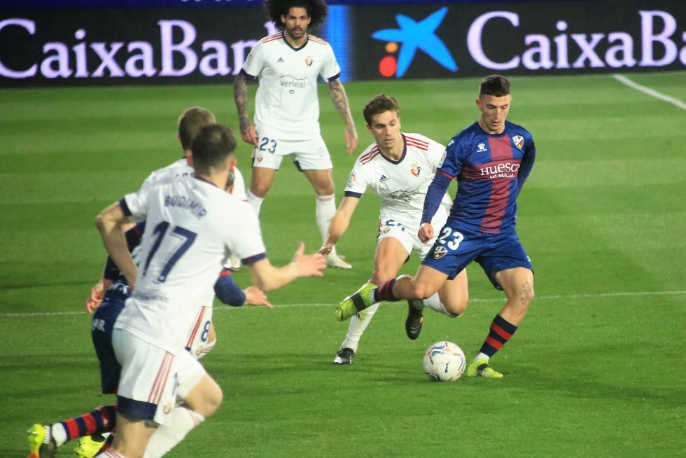 El partido Huesca-Osasuna, foto a foto.