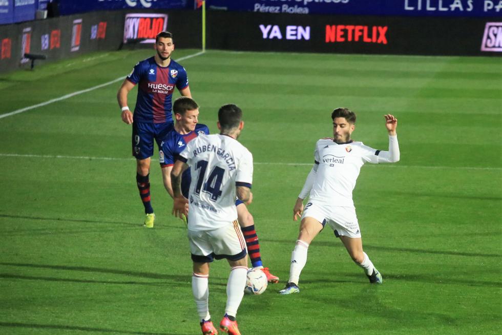 El partido Huesca-Osasuna, foto a foto.