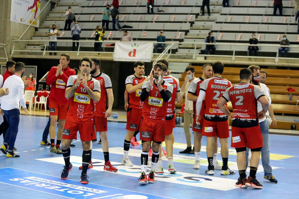 Balonmano. Bada Huesca-Puente Genil FOTO `pablo segura 3 -4 - 21