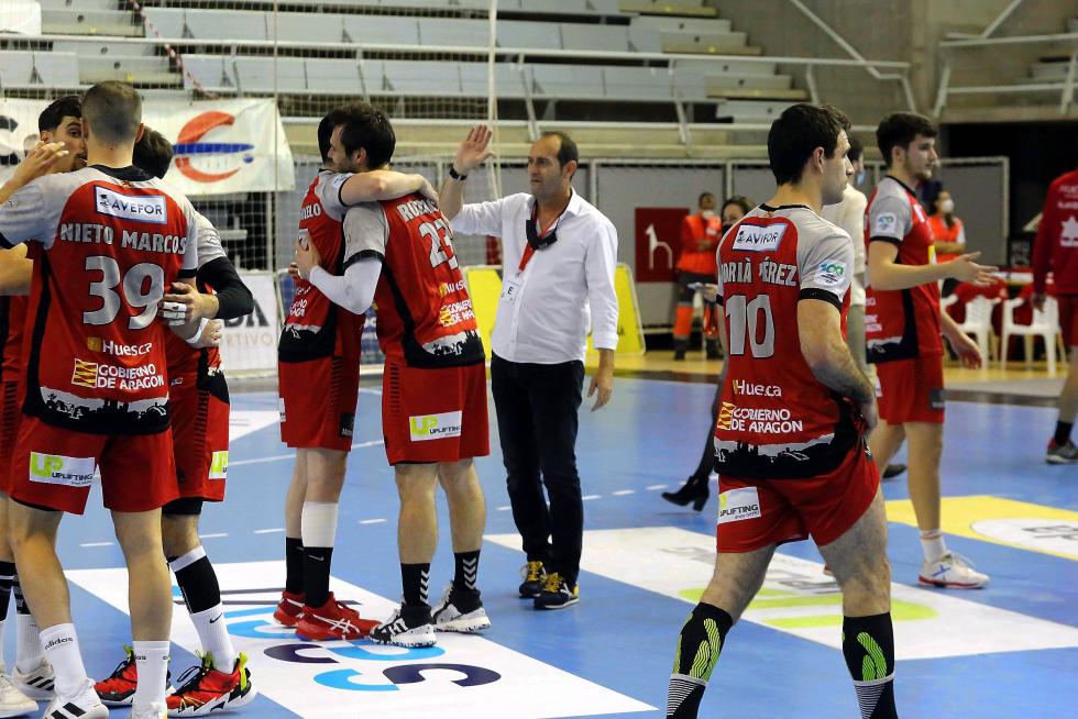 Balonmano. Bada Huesca-Puente Genil FOTO `pablo segura 3 -4 - 21