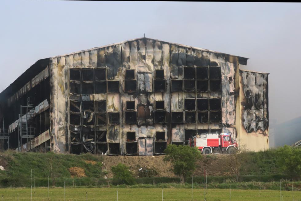 Incendio de una nave avícola en Grañén.