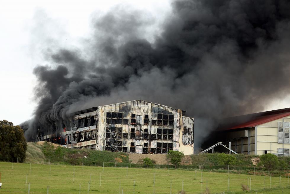 Incendio de una nave avícola en Grañén.