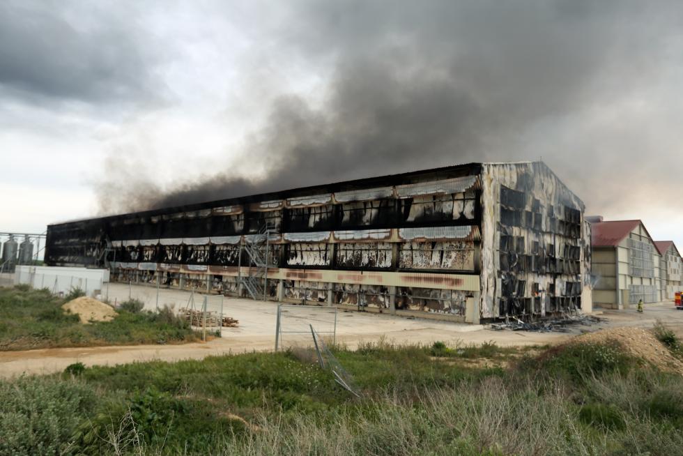 Incendio de una nave avícola en Grañén.