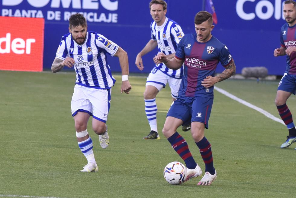Partido disputado en El Alcoraz.