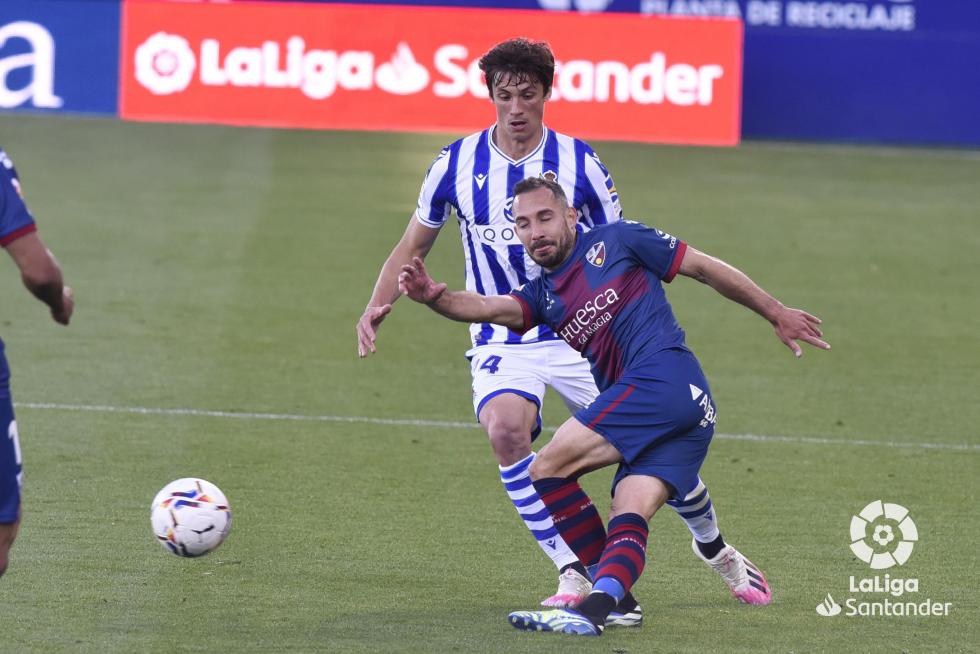 Partido disputado en El Alcoraz.