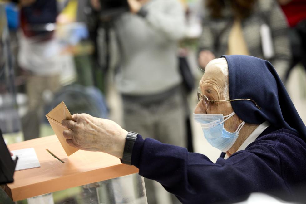 Largas colas y una alta participación en este 4M